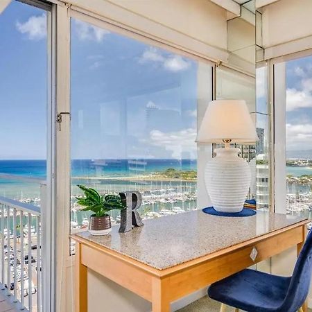 Апарт отель Ilikai #1743 Panoramic Views On Waikiki Beach Гонолулу Экстерьер фото