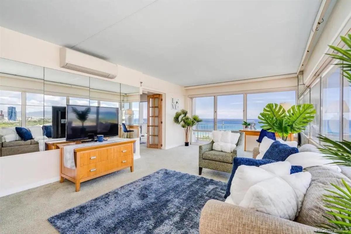 Апарт отель Ilikai #1743 Panoramic Views On Waikiki Beach Гонолулу Экстерьер фото